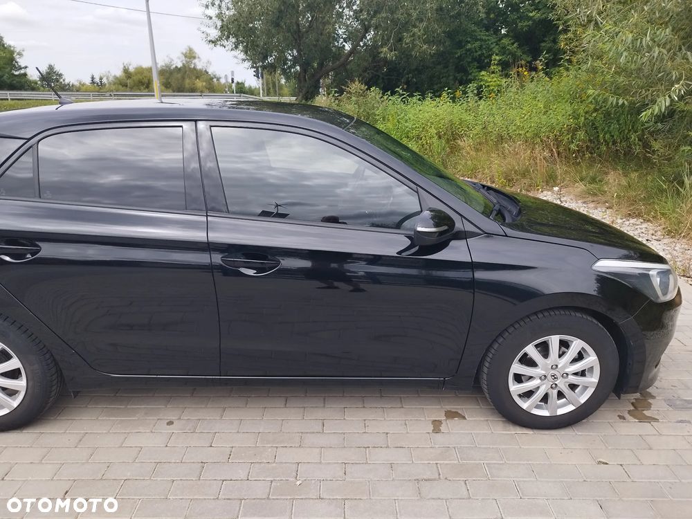 Hyundai i20 1.2 - 7