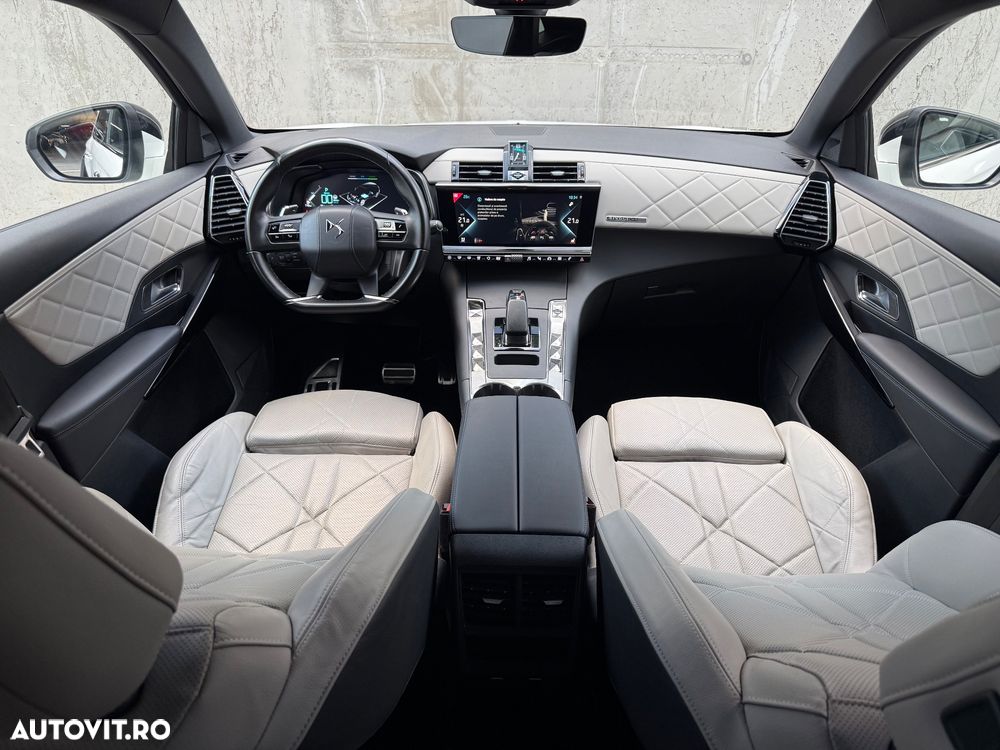 DS Automobiles DS 7 Crossback 4x4 300 RIVOLI - 10