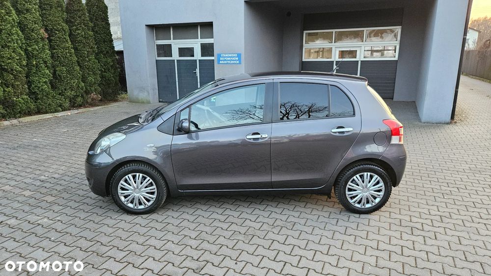 Toyota Yaris 1.33 VVT-i Executive - 6