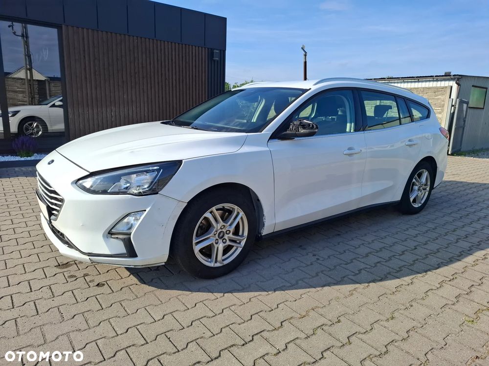 Ford Focus - 8