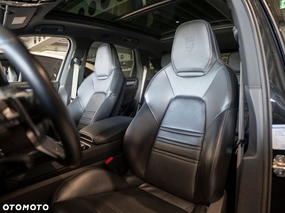 Porsche Cayenne Platinum Edition - 19