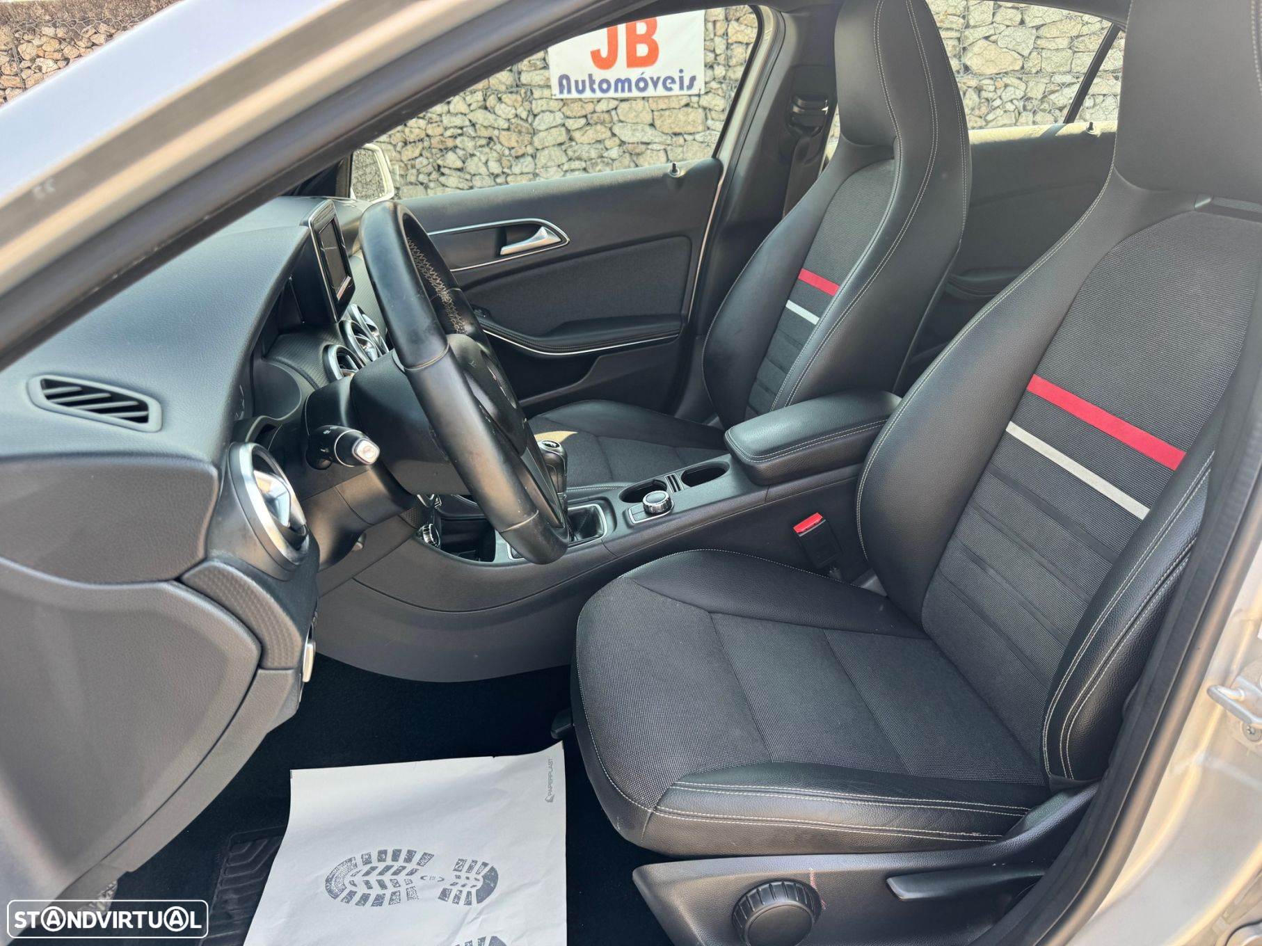 Mercedes-Benz A 180 CDi BlueEfficiency - 9