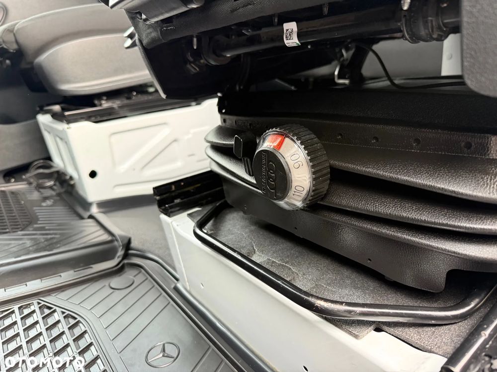 Mercedes-Benz Sprinter 319 CDI V6 L2H2 Doka Brygadówka 4-miejsca Zabudowa Warsztatowa Salon PL - 16