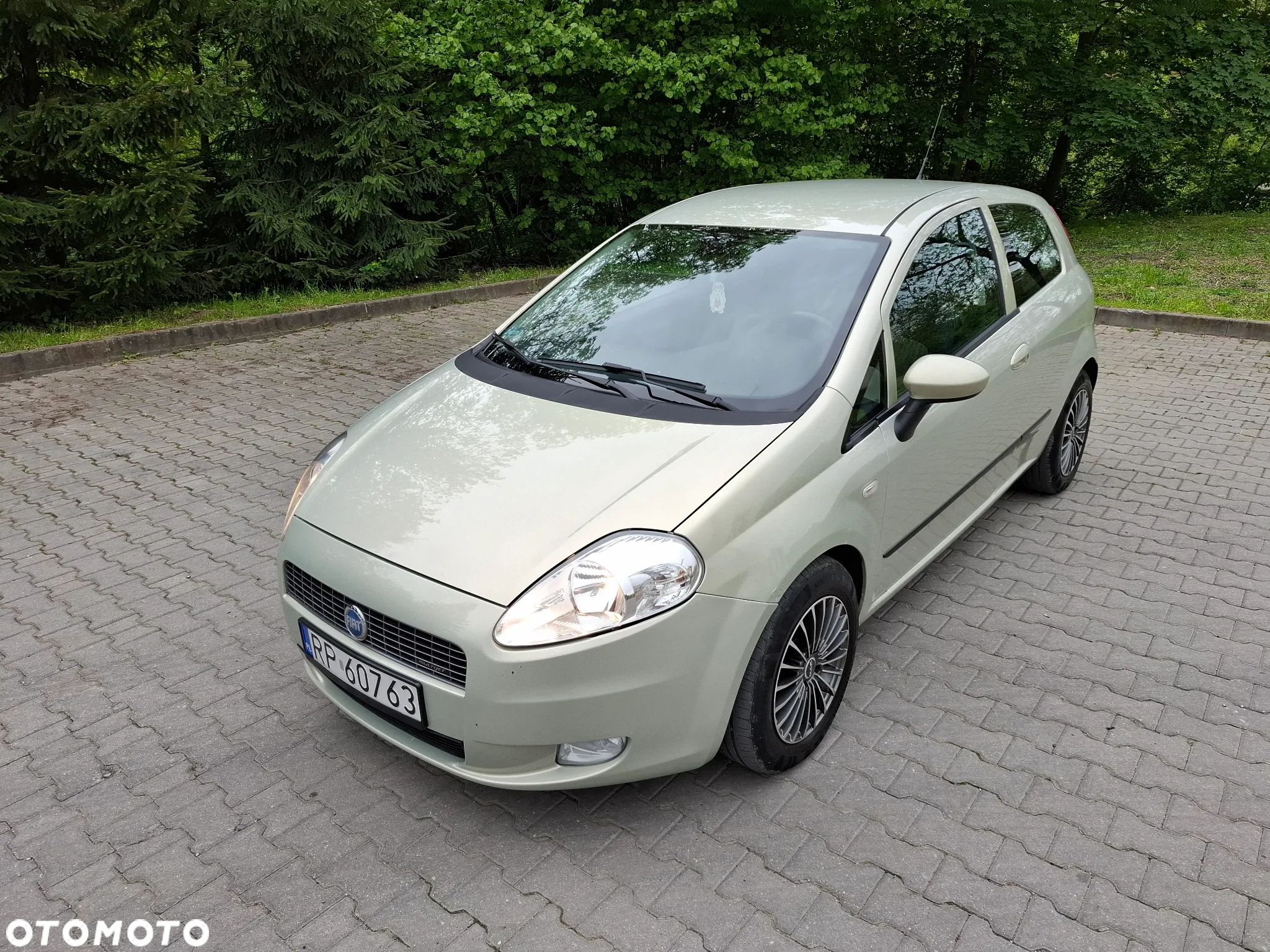 Fiat Grande Punto - 1
