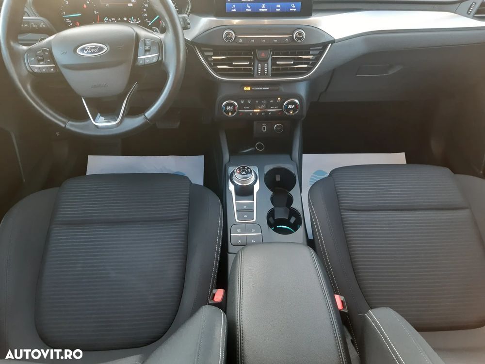 FORD Focus 2019 — imagine 10