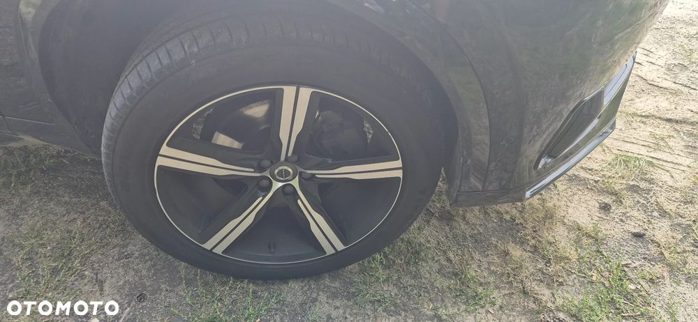 Volvo XC 90 D5 AWD R-Design 7os - 8