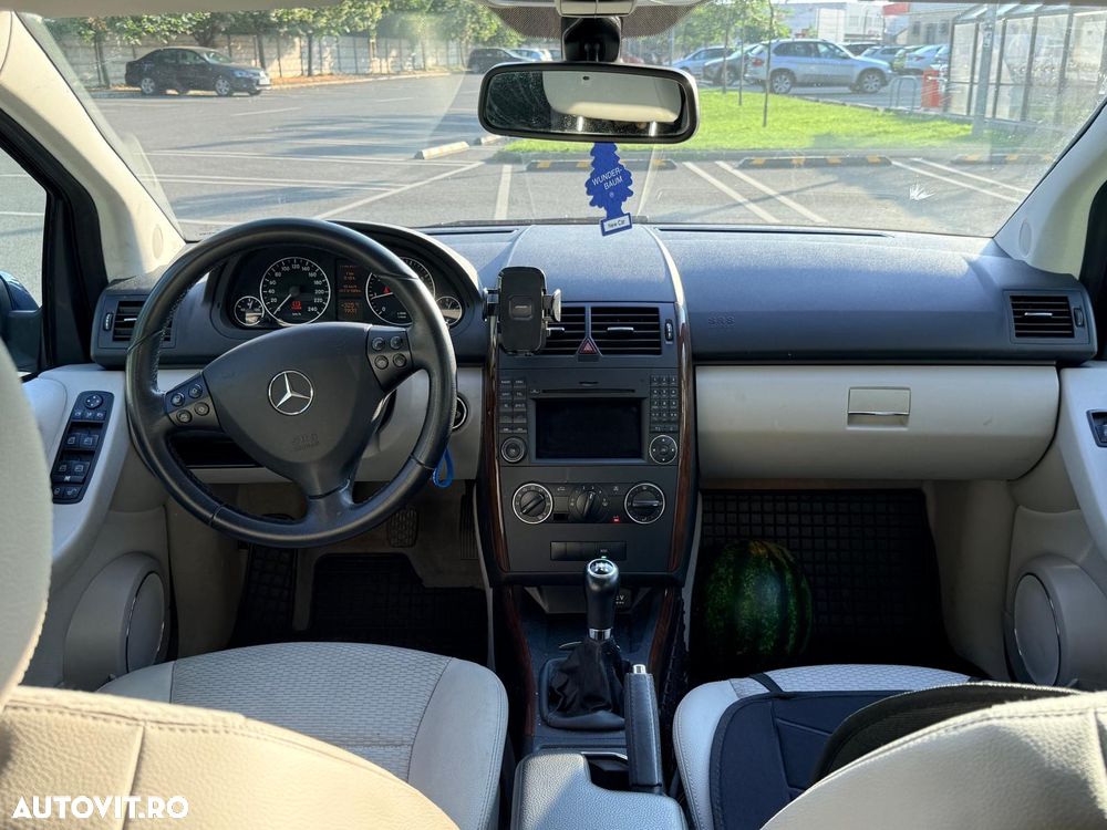 Mercedes-Benz A 180 BlueEfficiency - 7