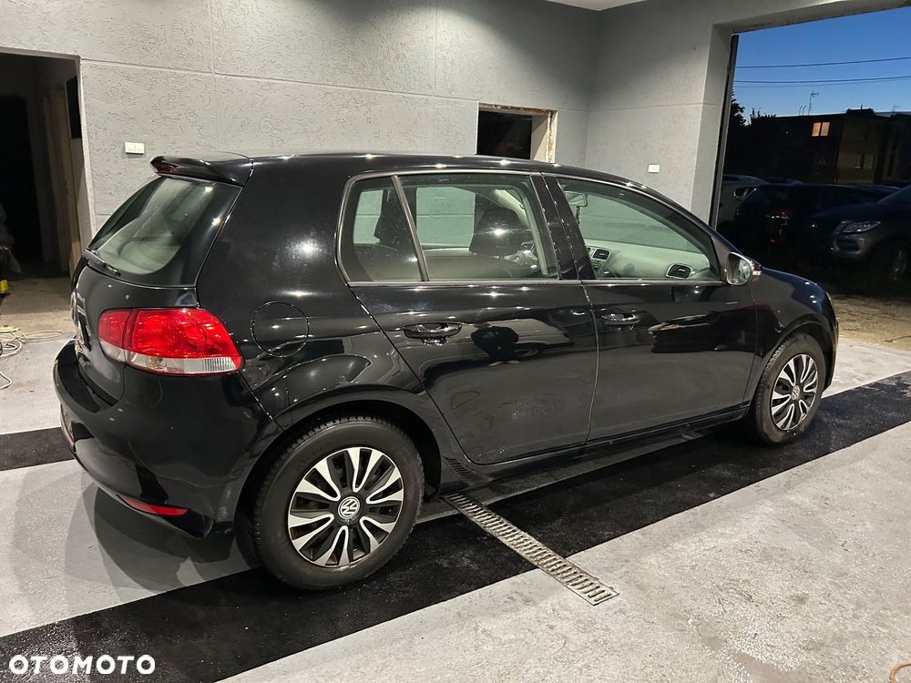 Volkswagen Golf - 4
