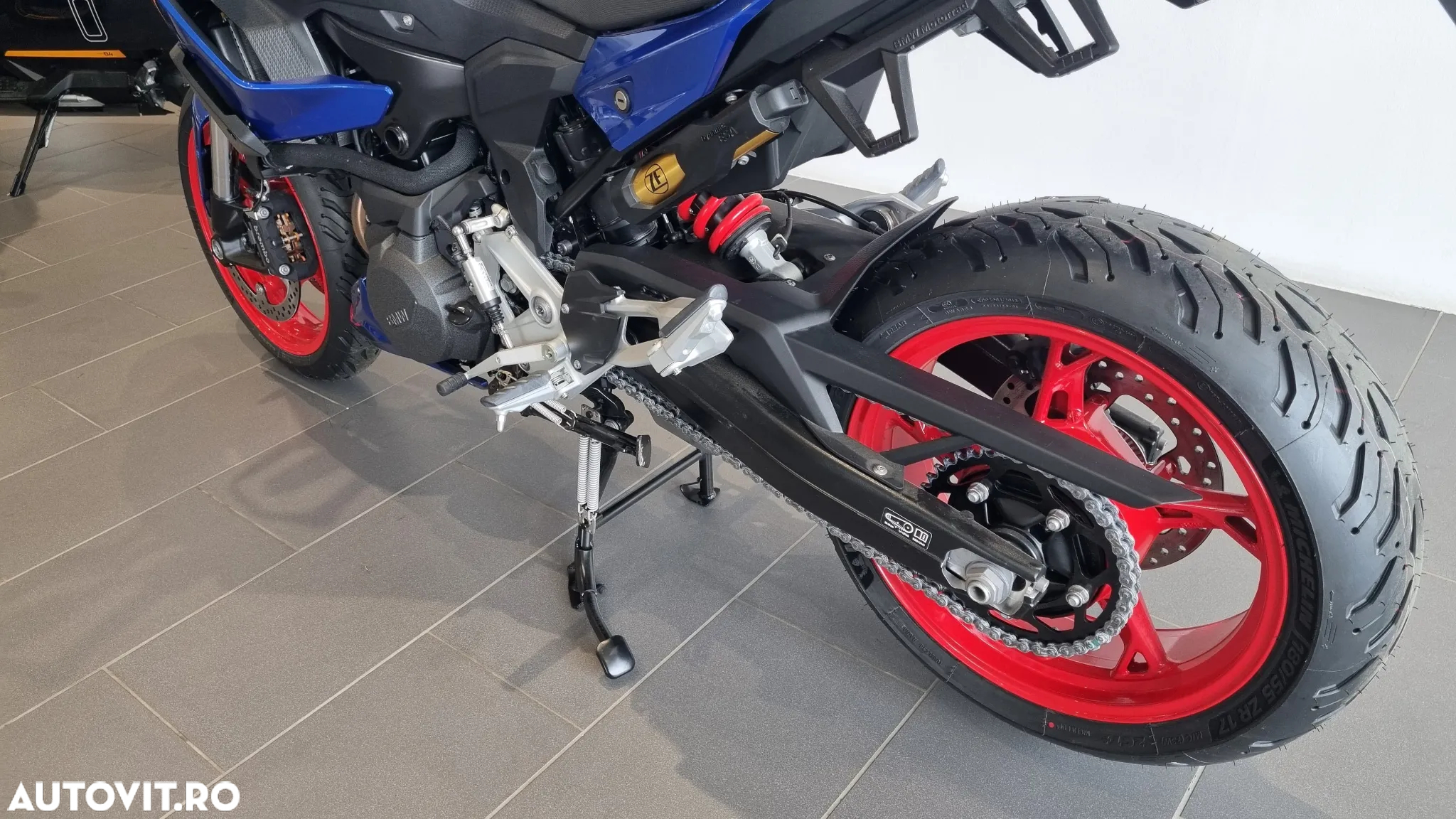 BMW F900XR - 10