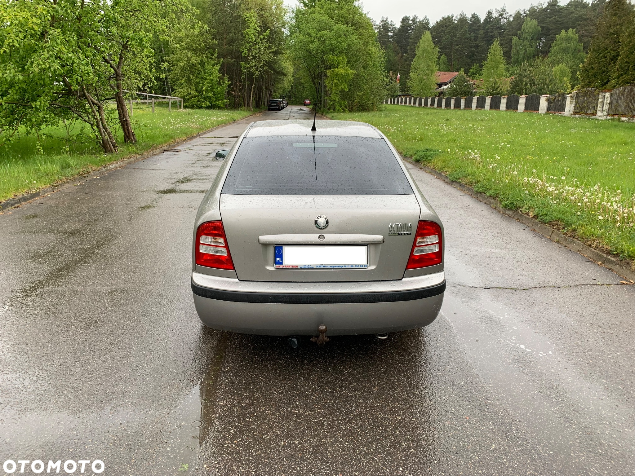 Skoda Octavia 1.6 Tour - 4