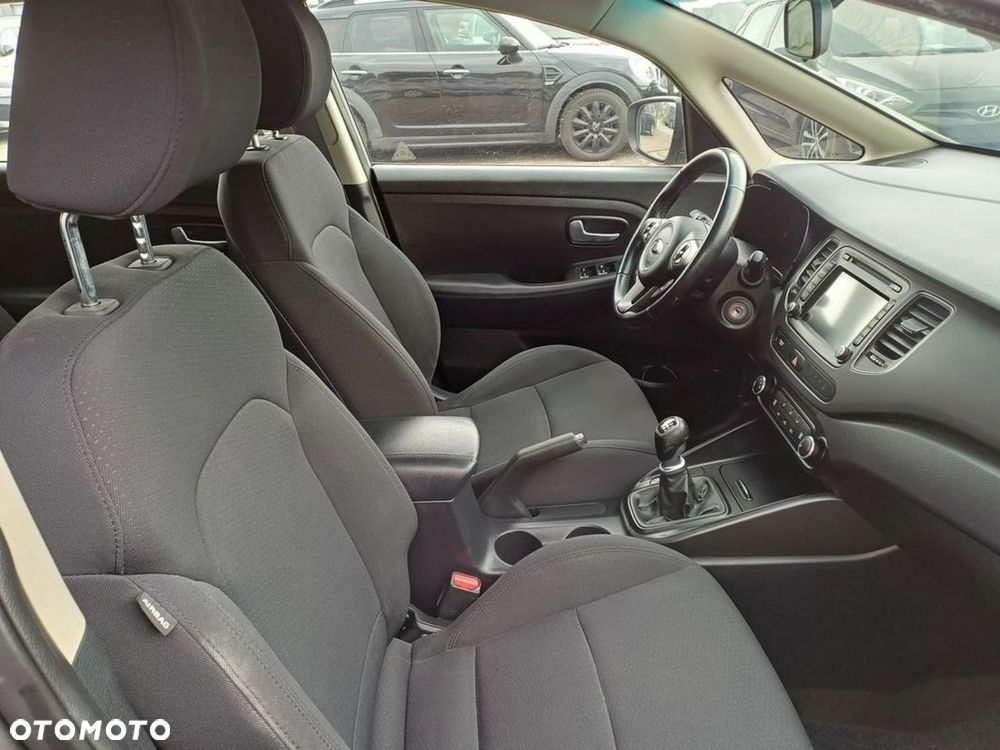 Kia Carens 1.7 CRDi 115 Dream Team Edition - 11
