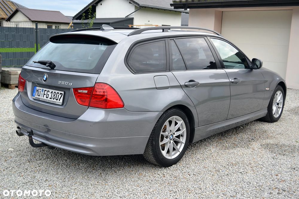 BMW Seria 3 320d DPF - 6