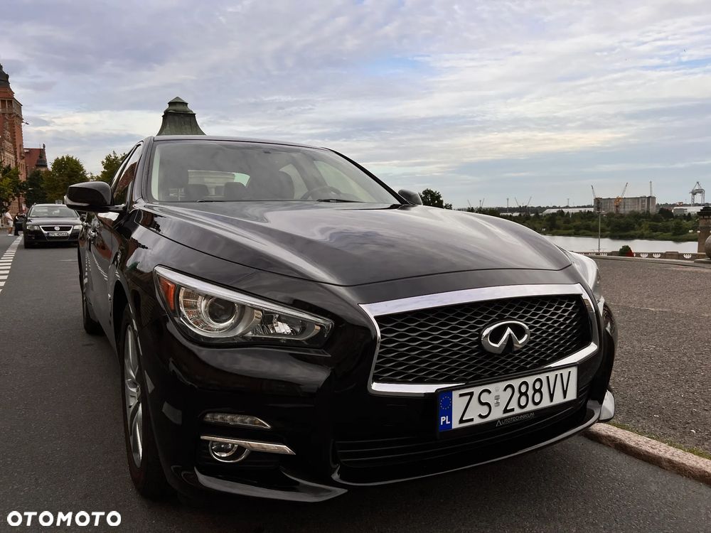 Infiniti Q50 2.0t Premium Executive - 2