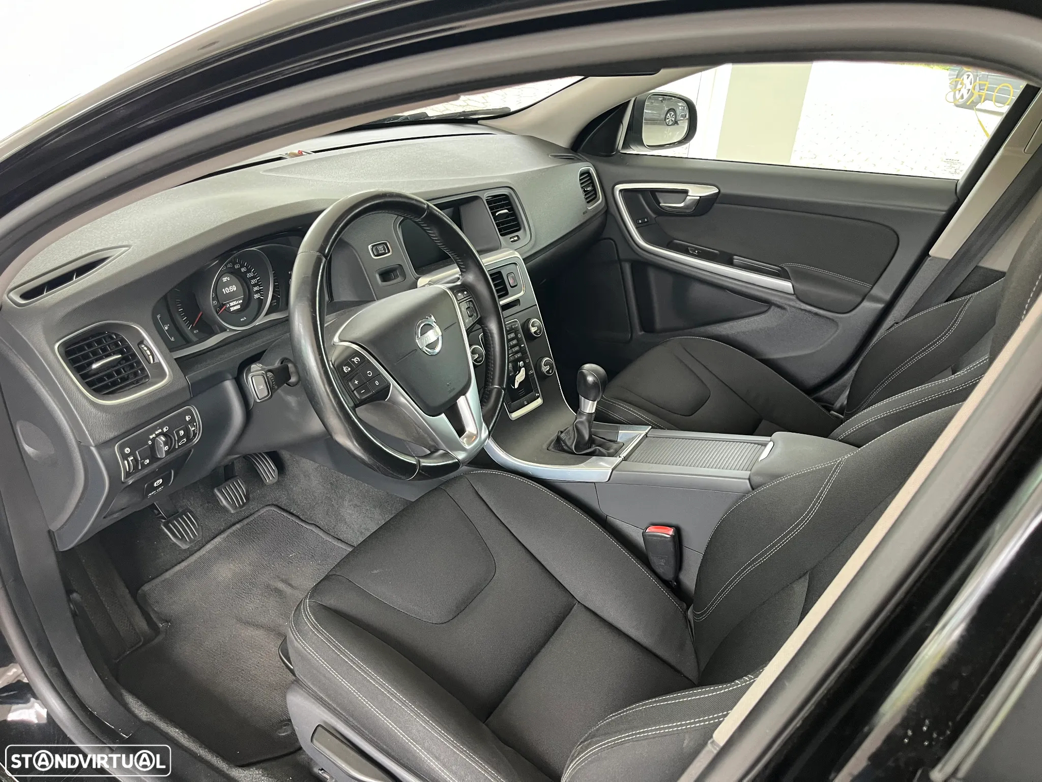 Volvo V60 1.6 D2 Drive Kinetic Start/Stop - 7