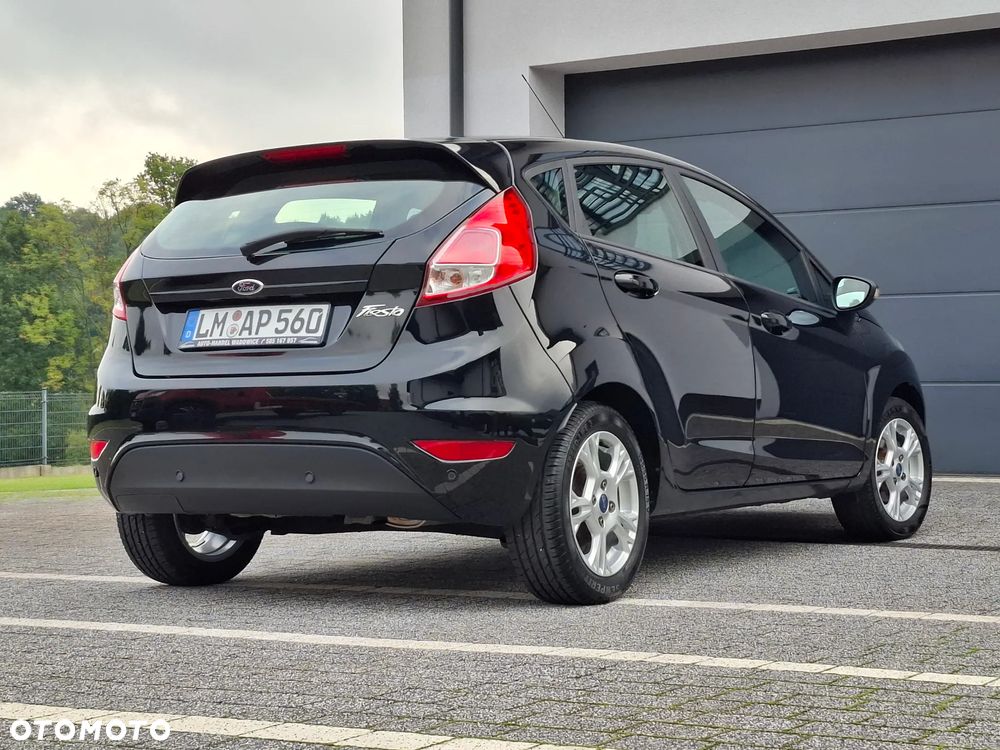 Ford Fiesta 1.25 Champions Edition - 8