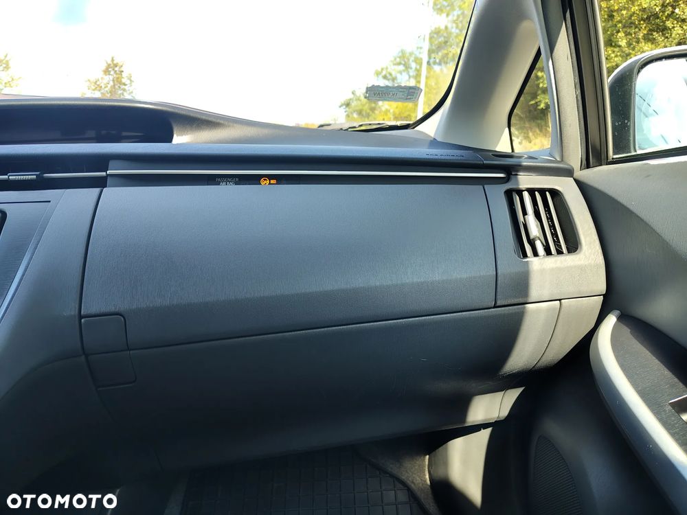 Toyota Prius - 38