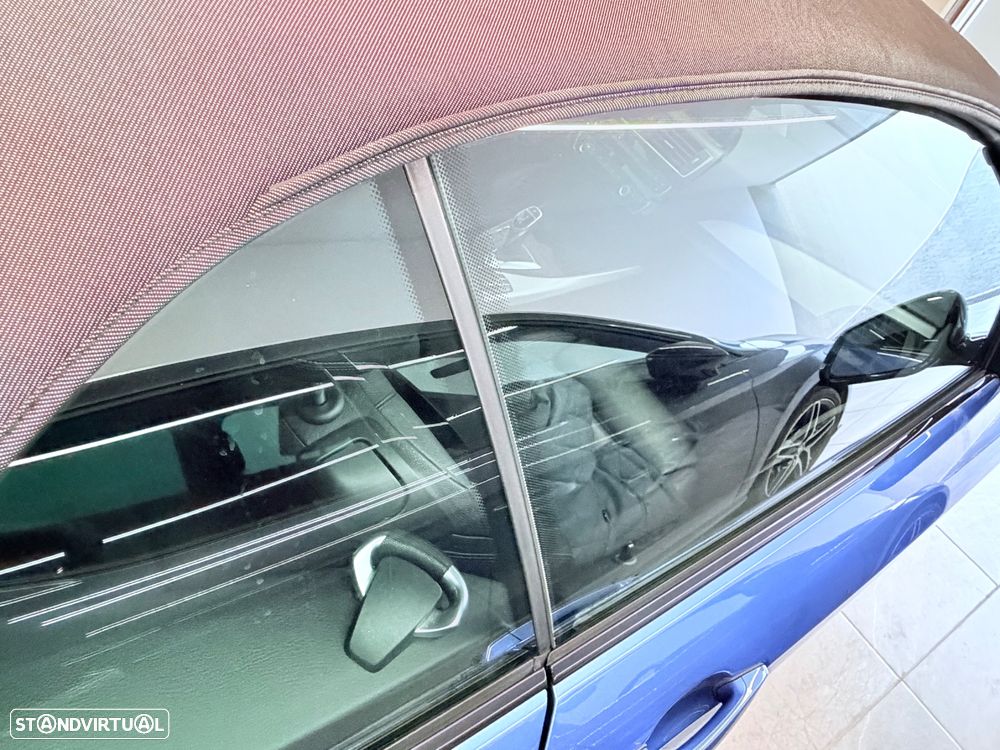 BMW 220 d Cabrio Pack M Auto - 43