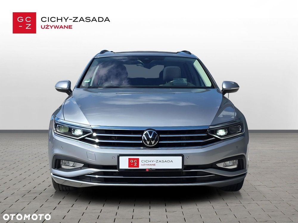 Volkswagen Passat - 9