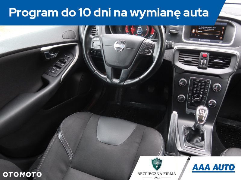 Volvo V40 - 9