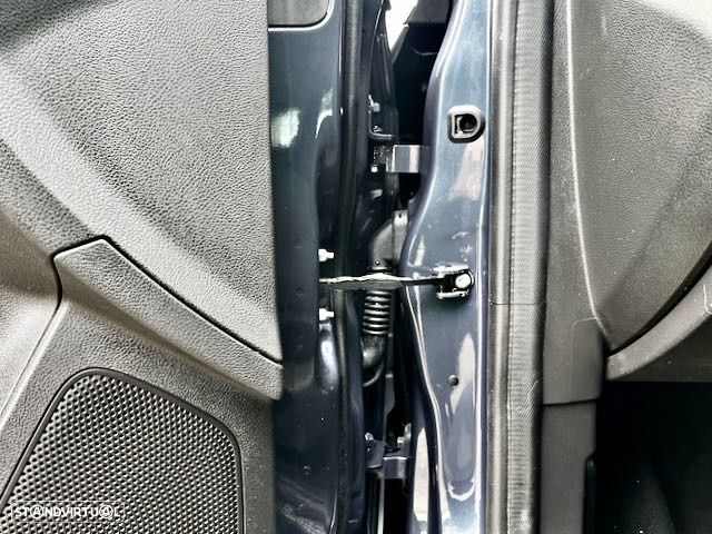 Ford Focus 1.0 EcoBoost S&S Titanium - 31