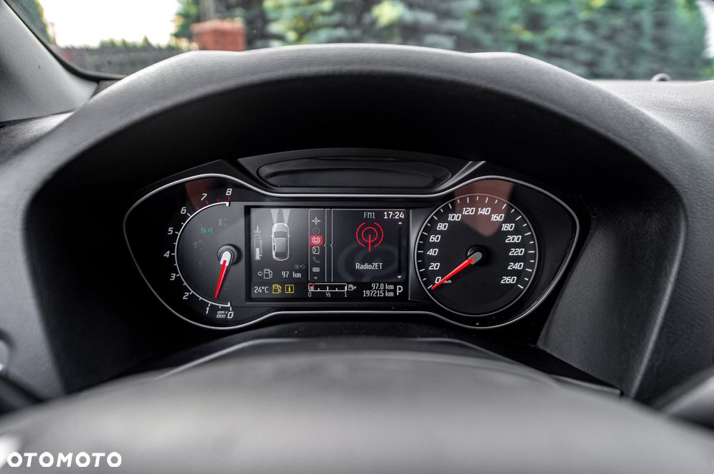 Ford Mondeo 2.0 SCTi Ghia - 25