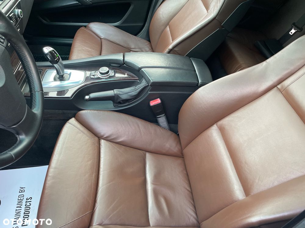 BMW Seria 5 530d Edition Exclusive - 14