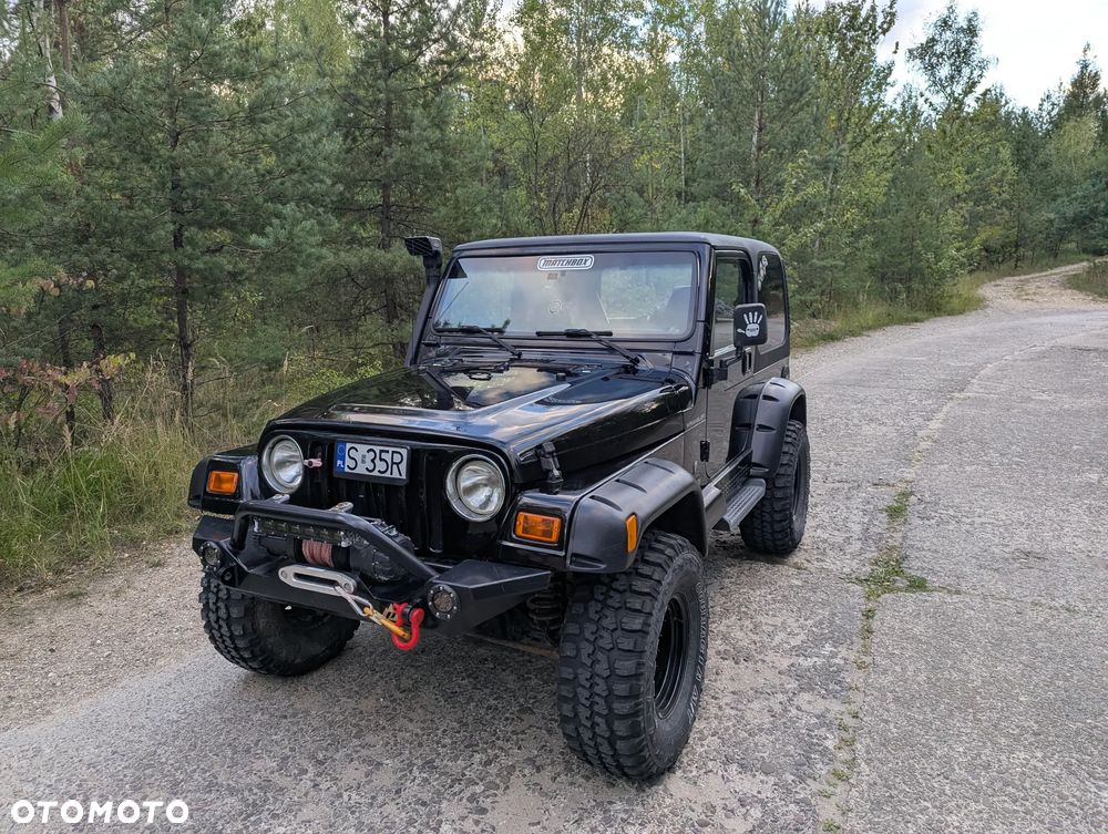 Jeep Wrangler - 5