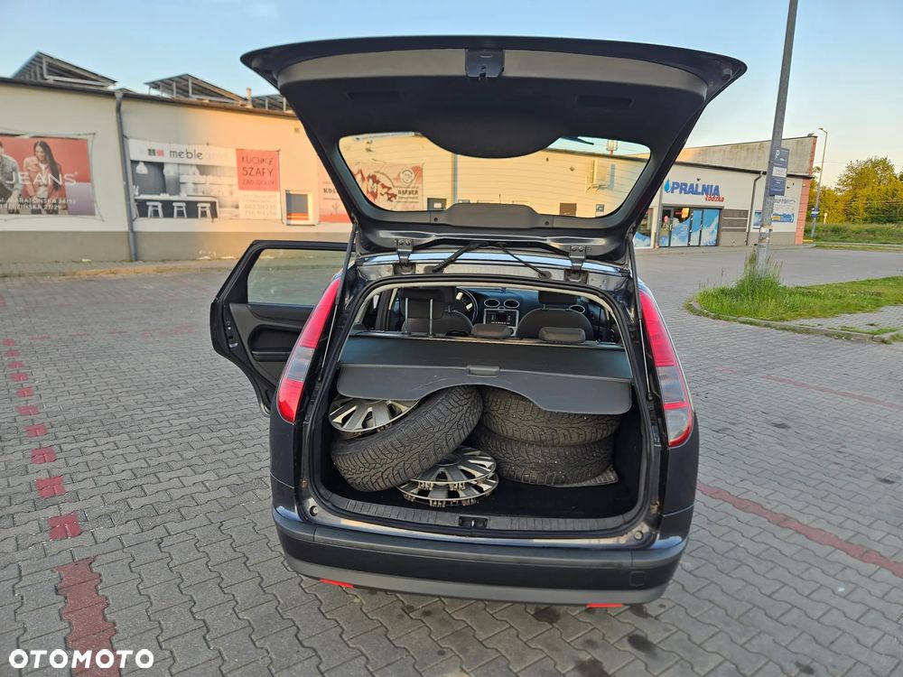 Ford Focus Turnier 1.8 Style+ - 25