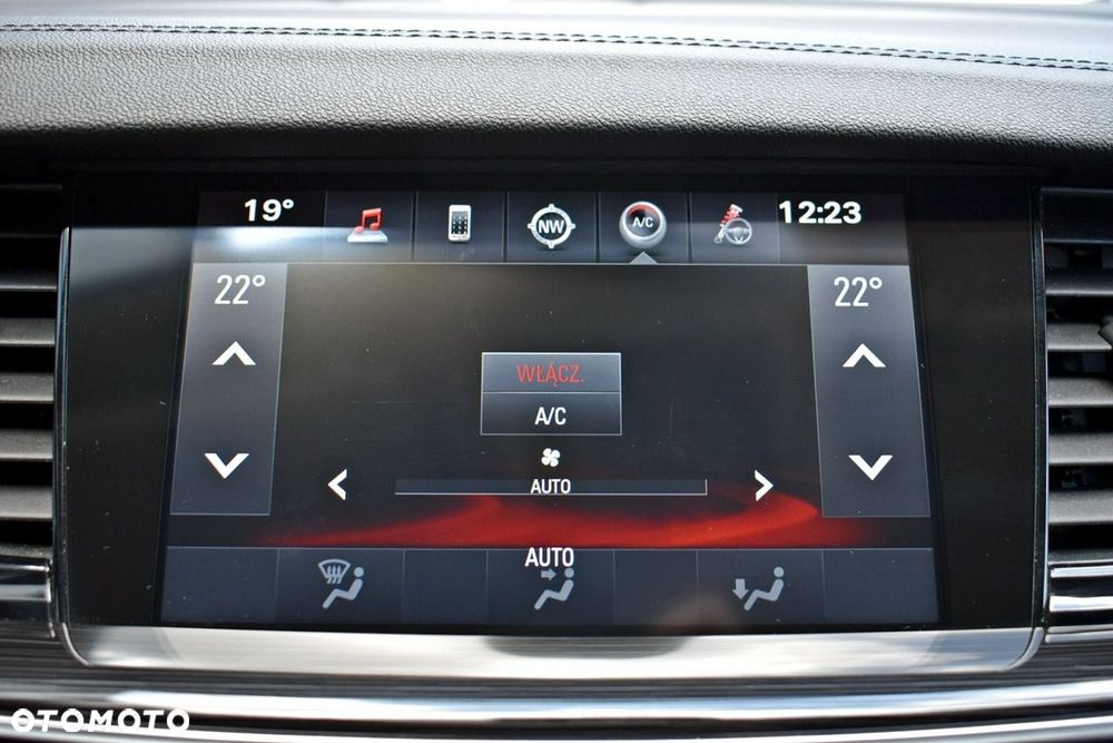 Opel Insignia 2.0 CDTI Executive 4x4 S&S - 27