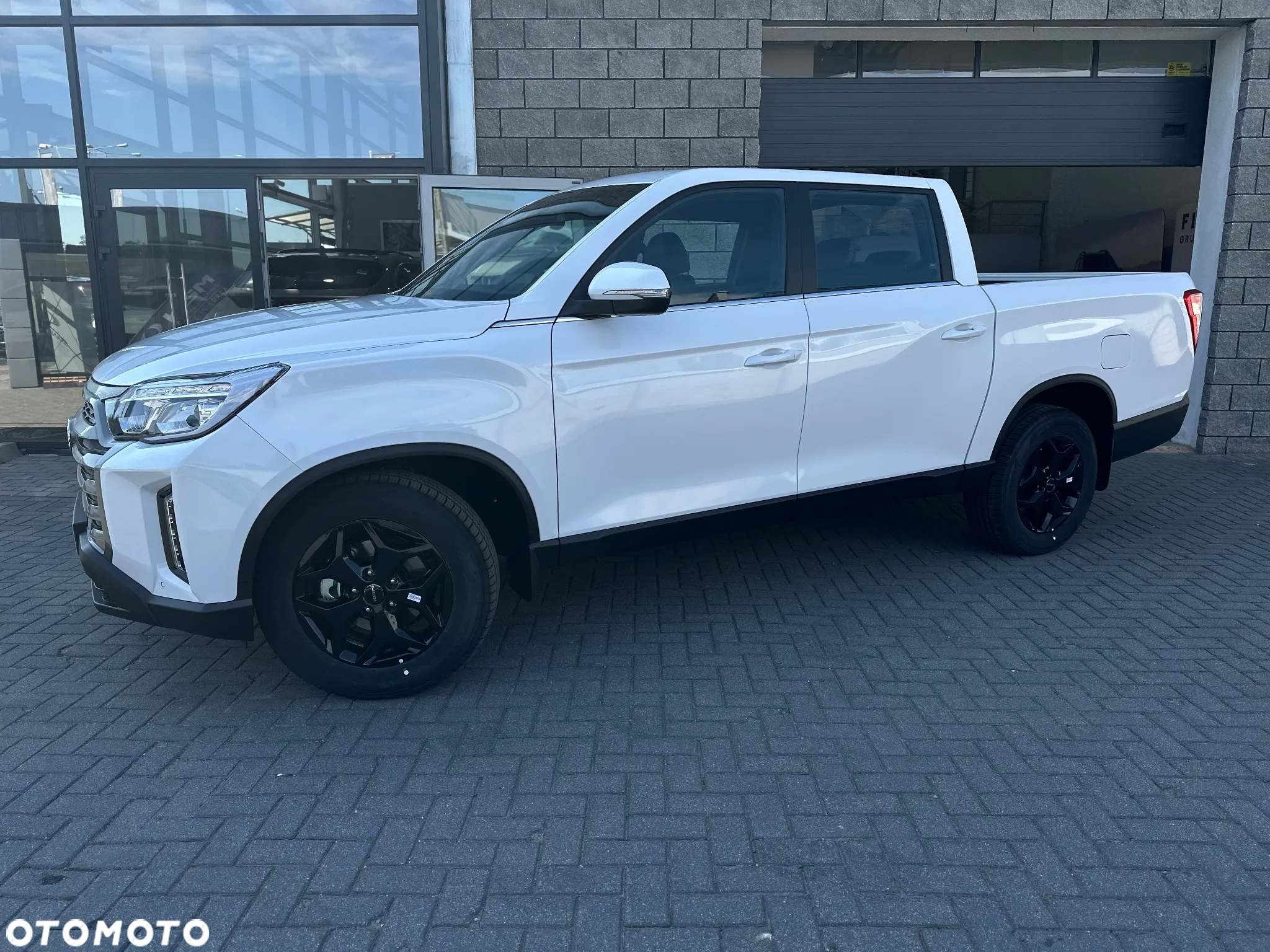 SsangYong/KGM Musso Grand 2.2 e-XDi Adventure 4WD - 4