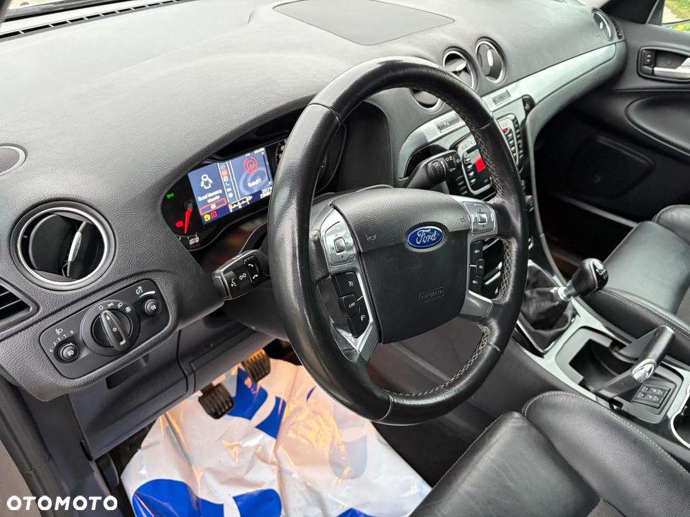 Ford Galaxy 2.0 TDCi Titanium - 37