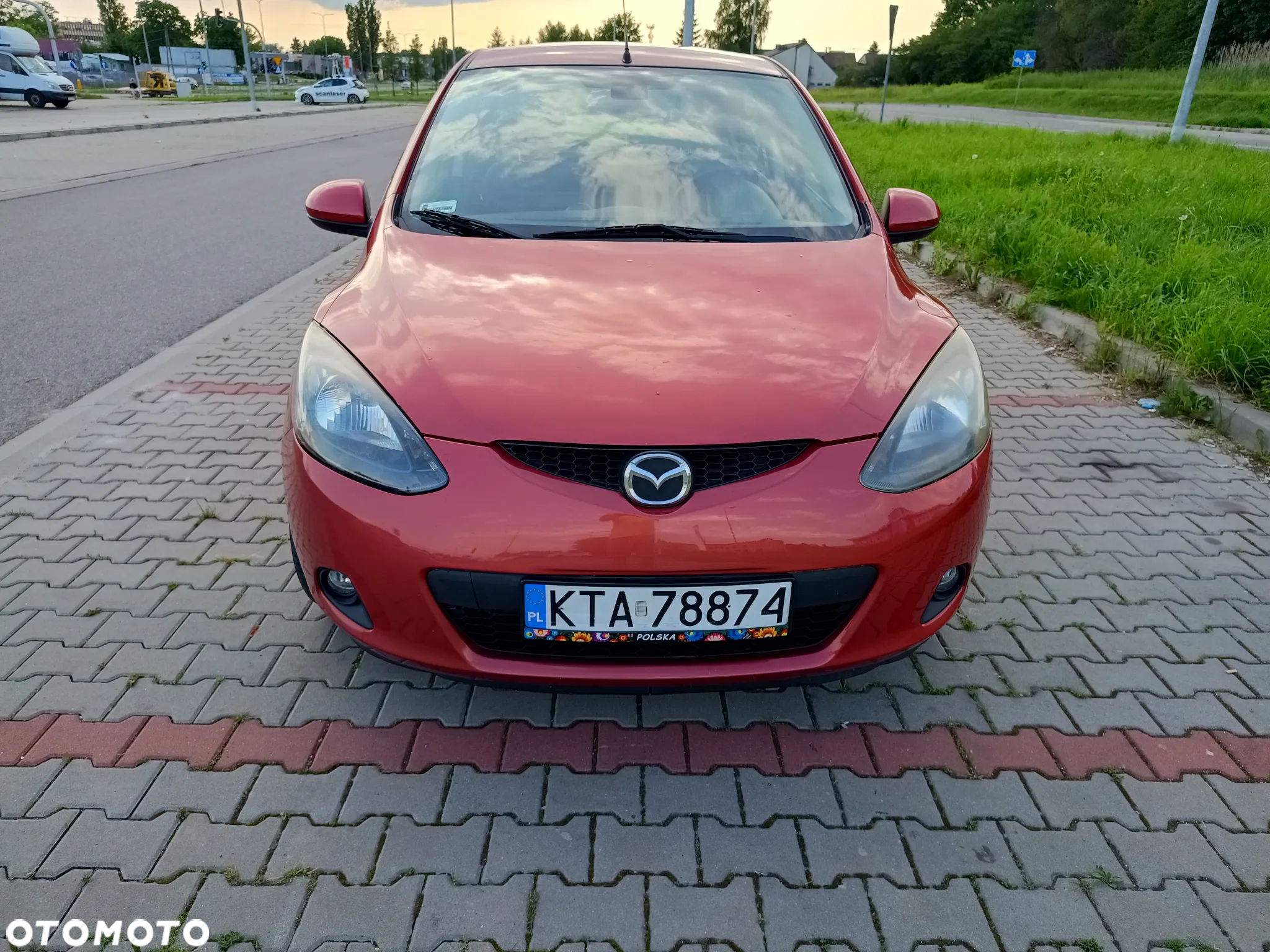 Mazda 2 - 13