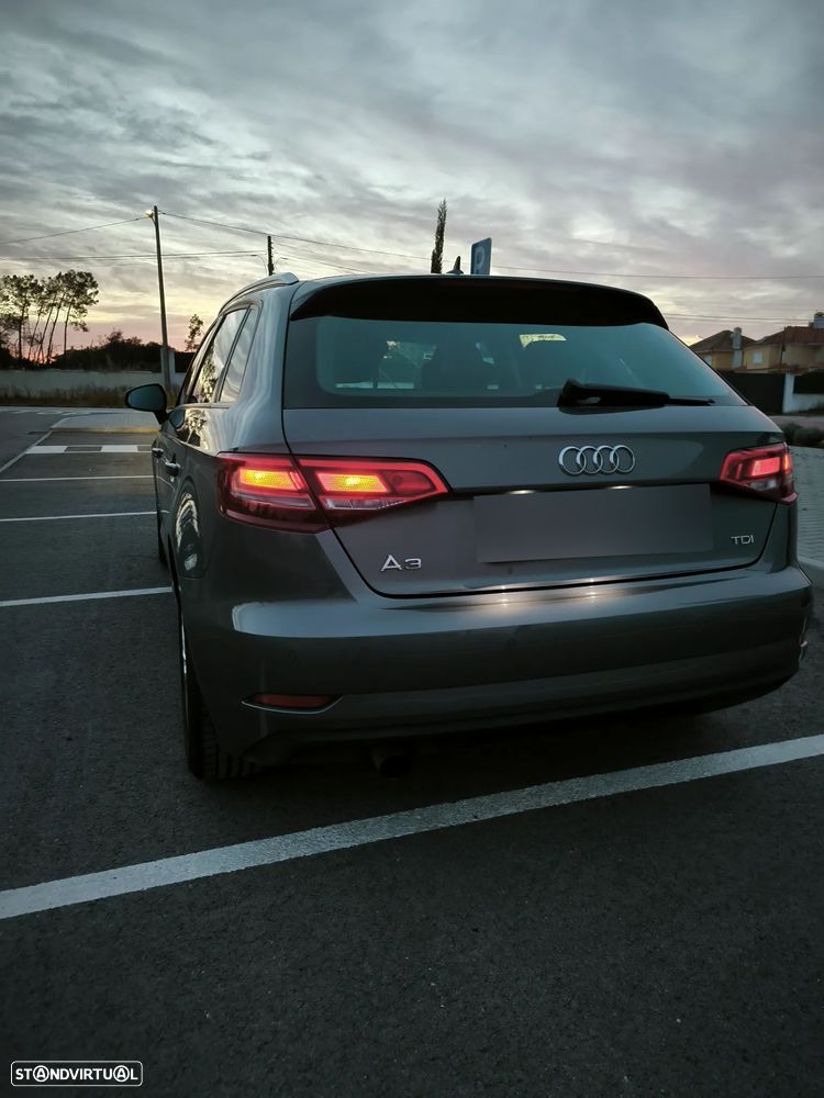 Audi A3 Sportback 1.6 TDI - 17