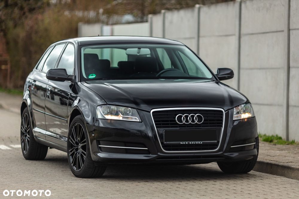 Audi A3 Sportback 2.0 TDI Ambiente - 3