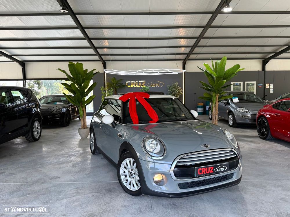 MINI 3 Portas Cooper D - 17