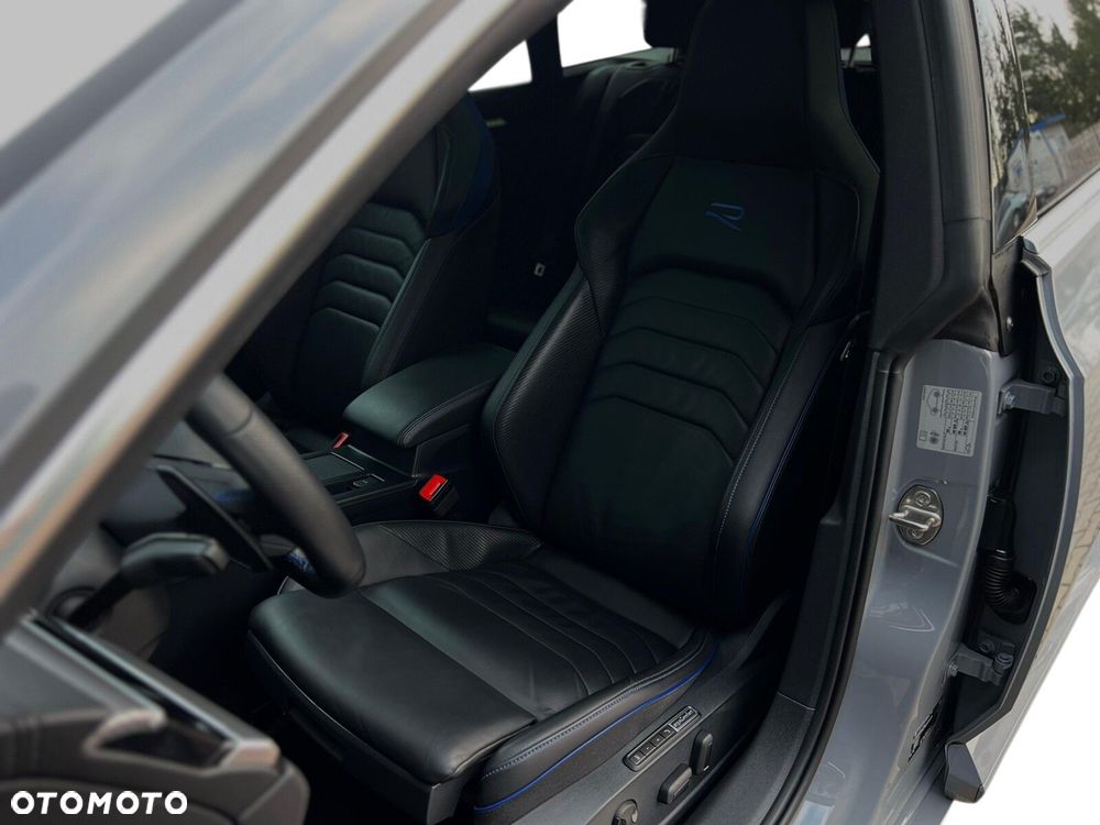 Volkswagen Arteon 2.0 TSI 4Motion R DSG - 17