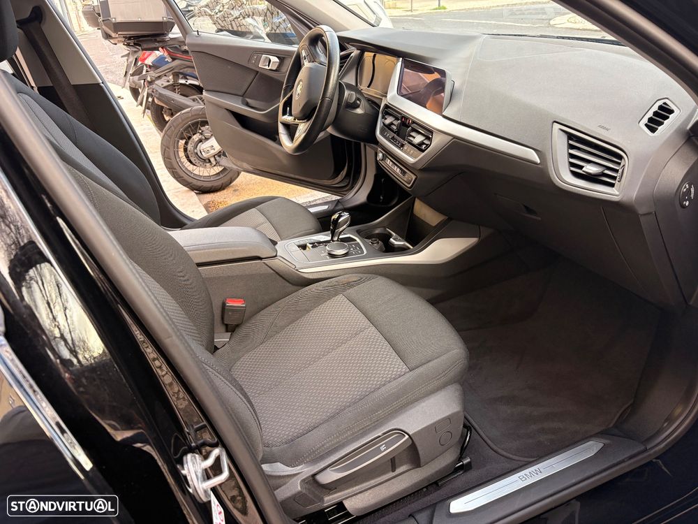 BMW 116 d Corporate Edition Auto - 16