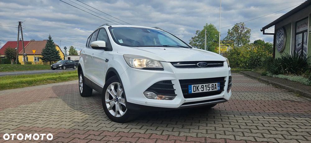 Ford Kuga 2.0 TDCi 2x4 Titanium - 5