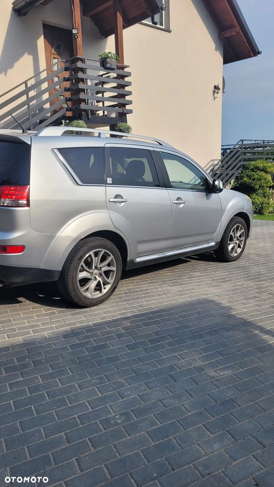 Citroën C-Crosser 2.2 HDi Exclusive - 3