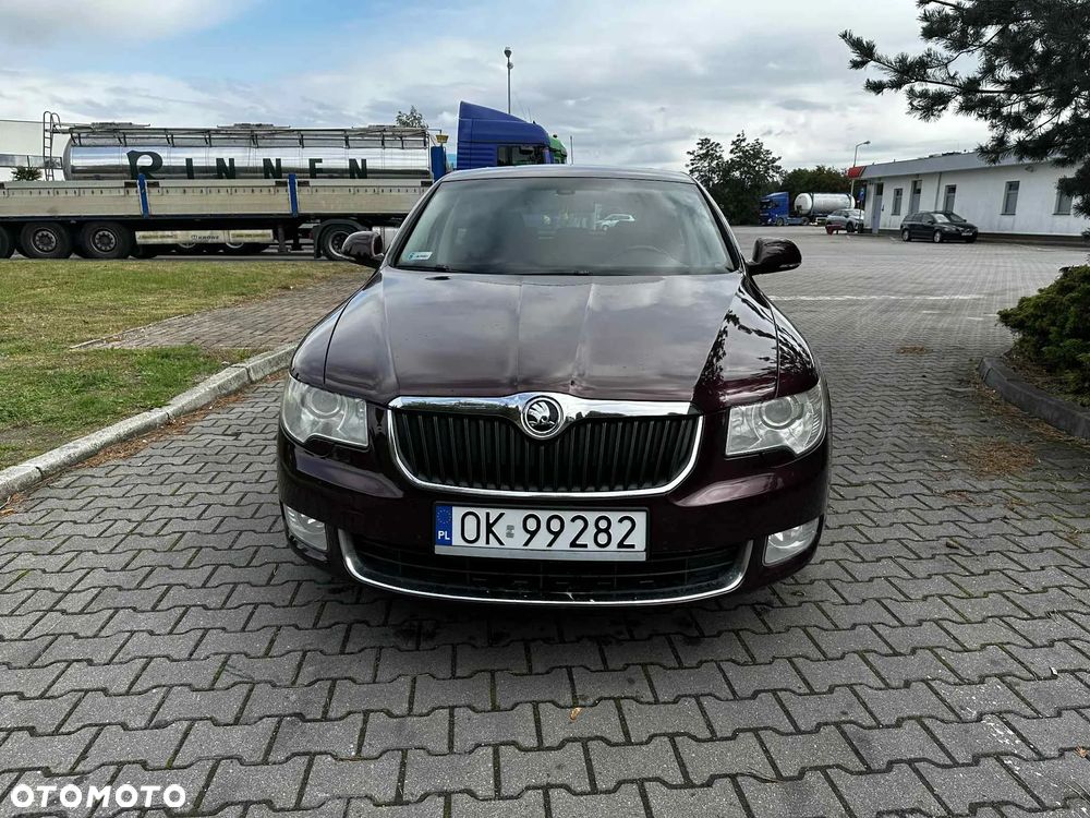Skoda Superb 1.8 TSI Platinum DSG - 2