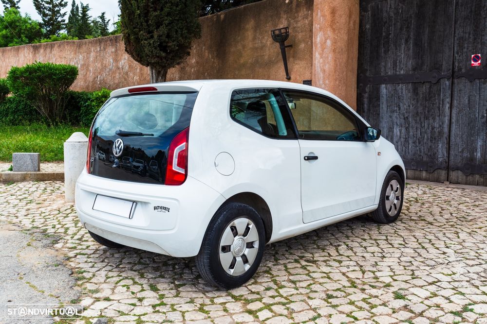 VW Up! 1.0 Take - 3