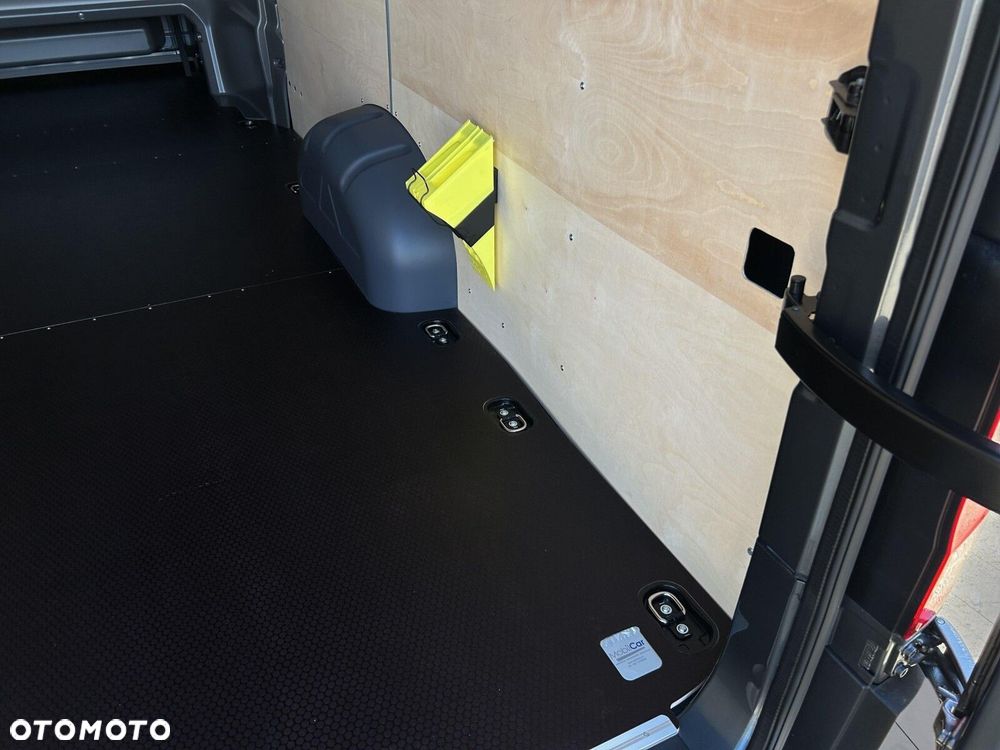 Volkswagen Crafter 35 Brygadówka LONG/L5H3, 2.0 BiTDI 163KM, 4490mm, Wysoki dach, r.o. 4490 mm, manualna 6-biegowa - 14