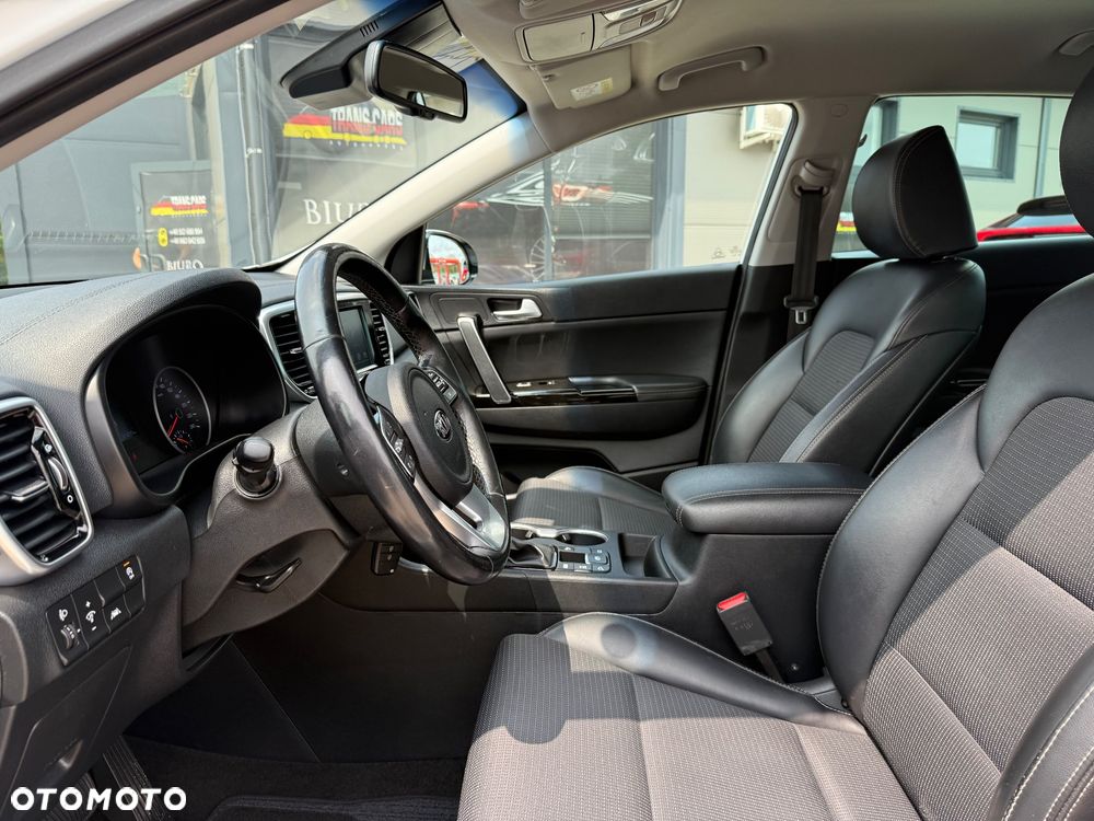 Kia Sportage 2.0 CRDI AWD Eco-Dynamics+ (48V M-H) SPIRIT - 17
