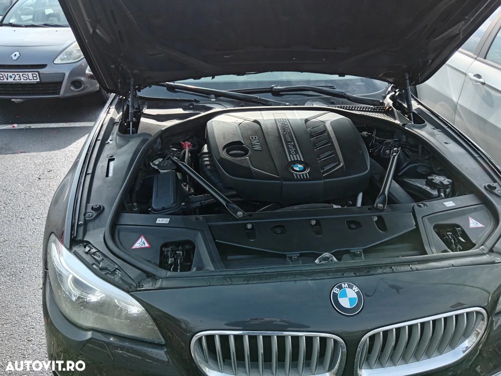 BMW Seria 5 520d - 5