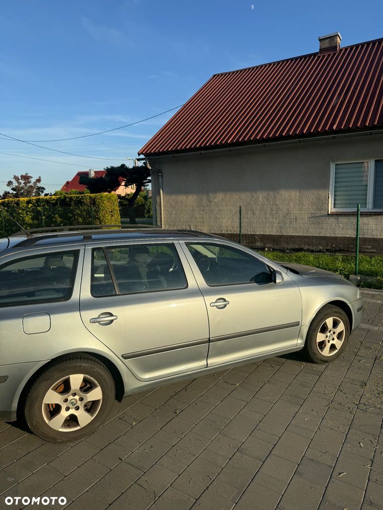 Skoda Octavia 1.6 Classic - 10