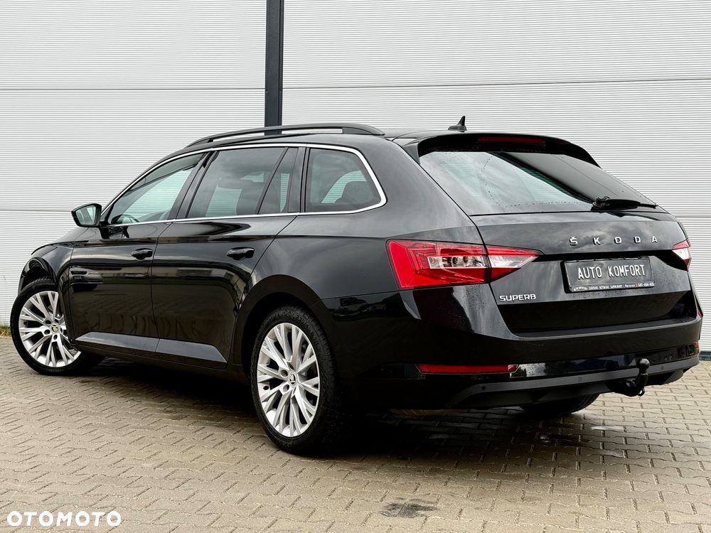 Skoda Superb 2.0 TDI DSG Premium Edition - 17