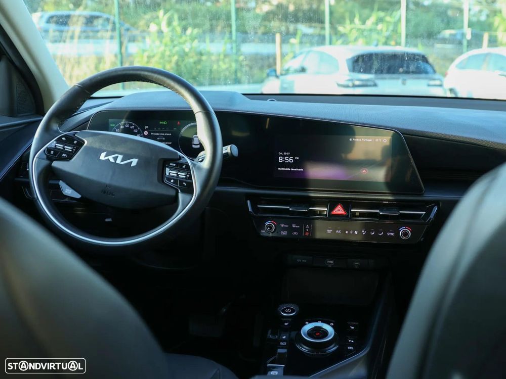Kia Niro EV 64kWh Drive - 13