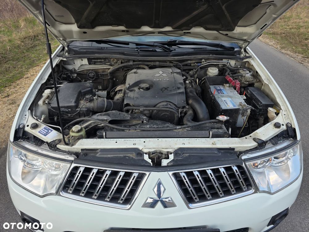 Mitsubishi L200 2.5 DID SC Inform - 22