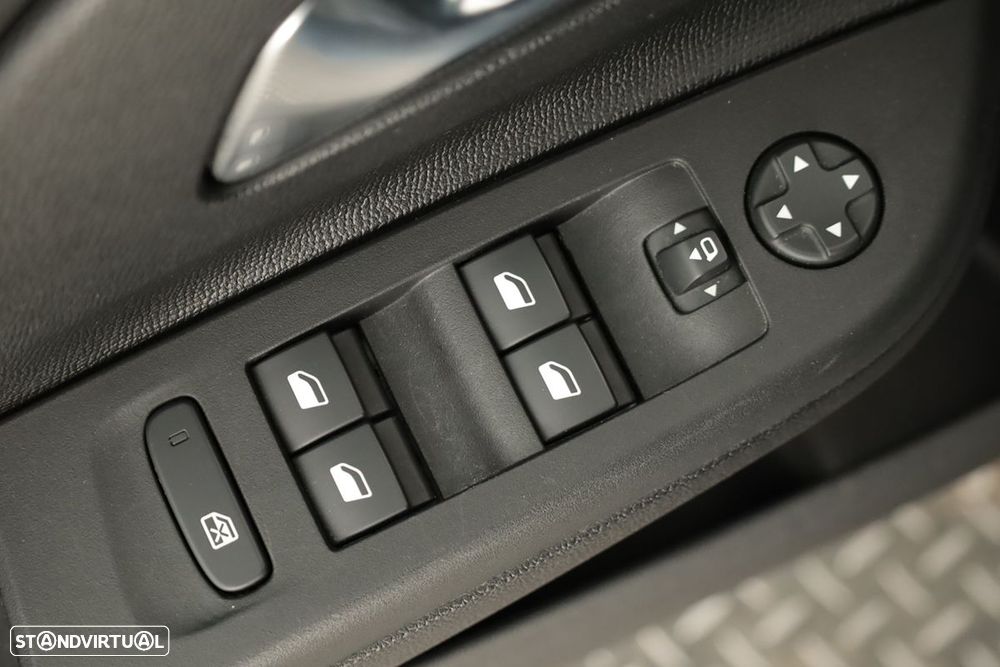 Opel Corsa 1.2 T Edition - 19