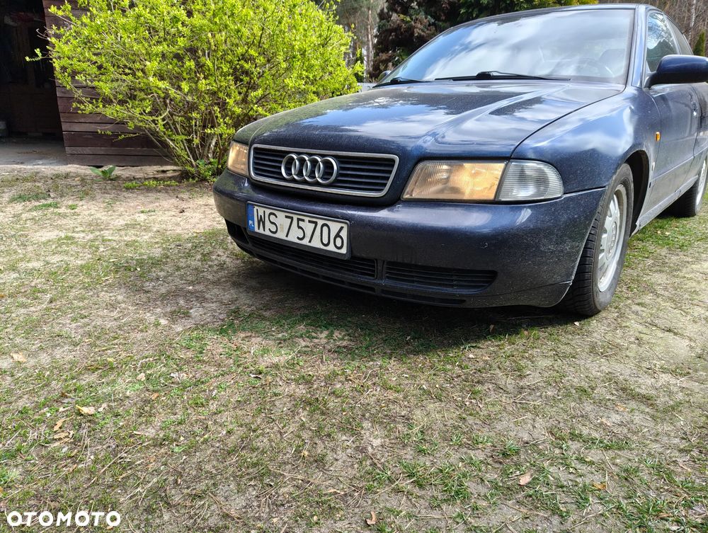 Audi A4 Avant 1.8 - 9